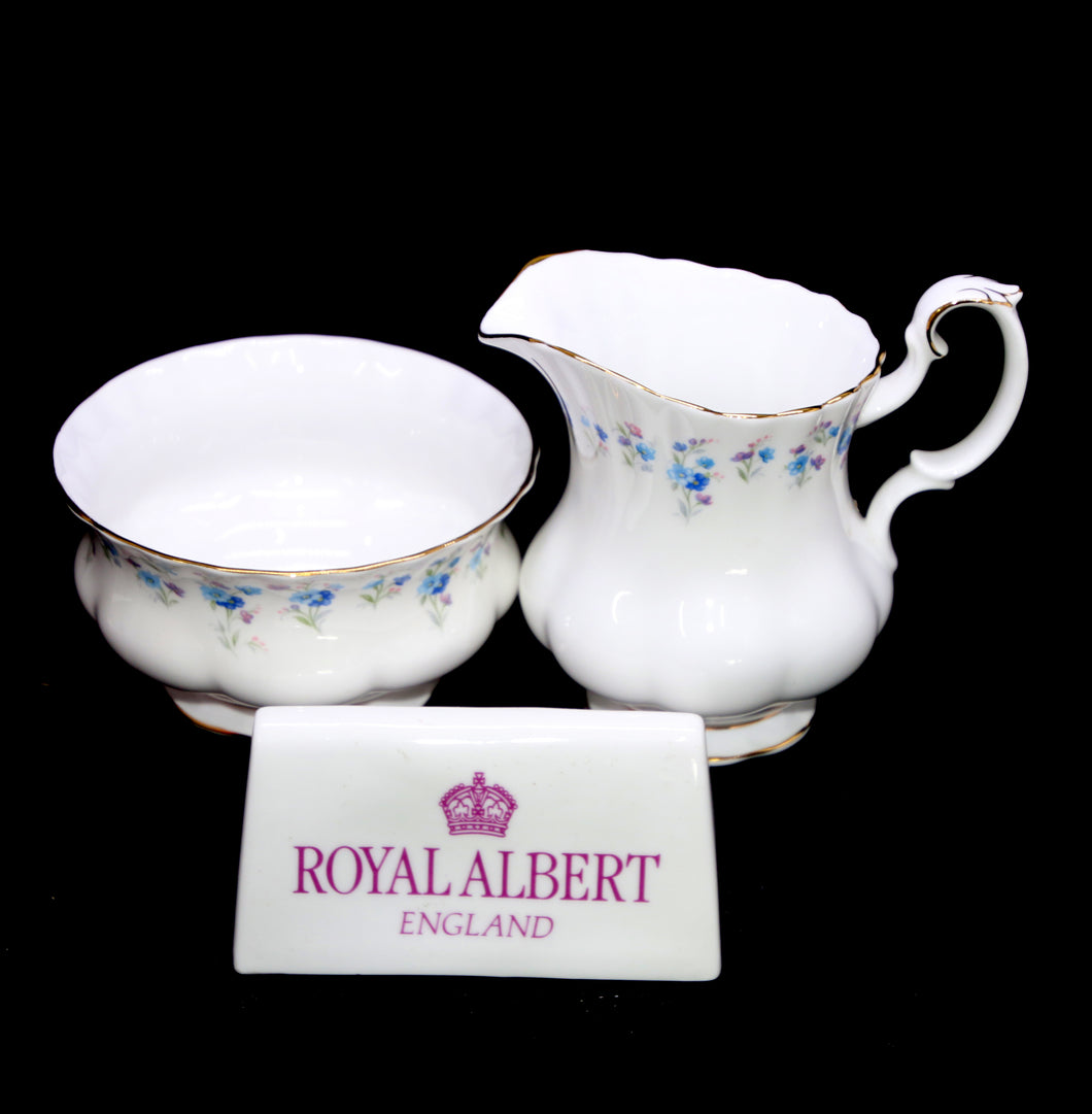 Vintage ROYAL ALBERT England MEMORY LANE large cream jug and sugar bowl set