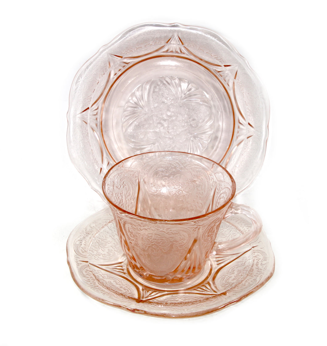 Vintage HAZEL ATLAS USA Royal Lace pink depression glass teacup trio set