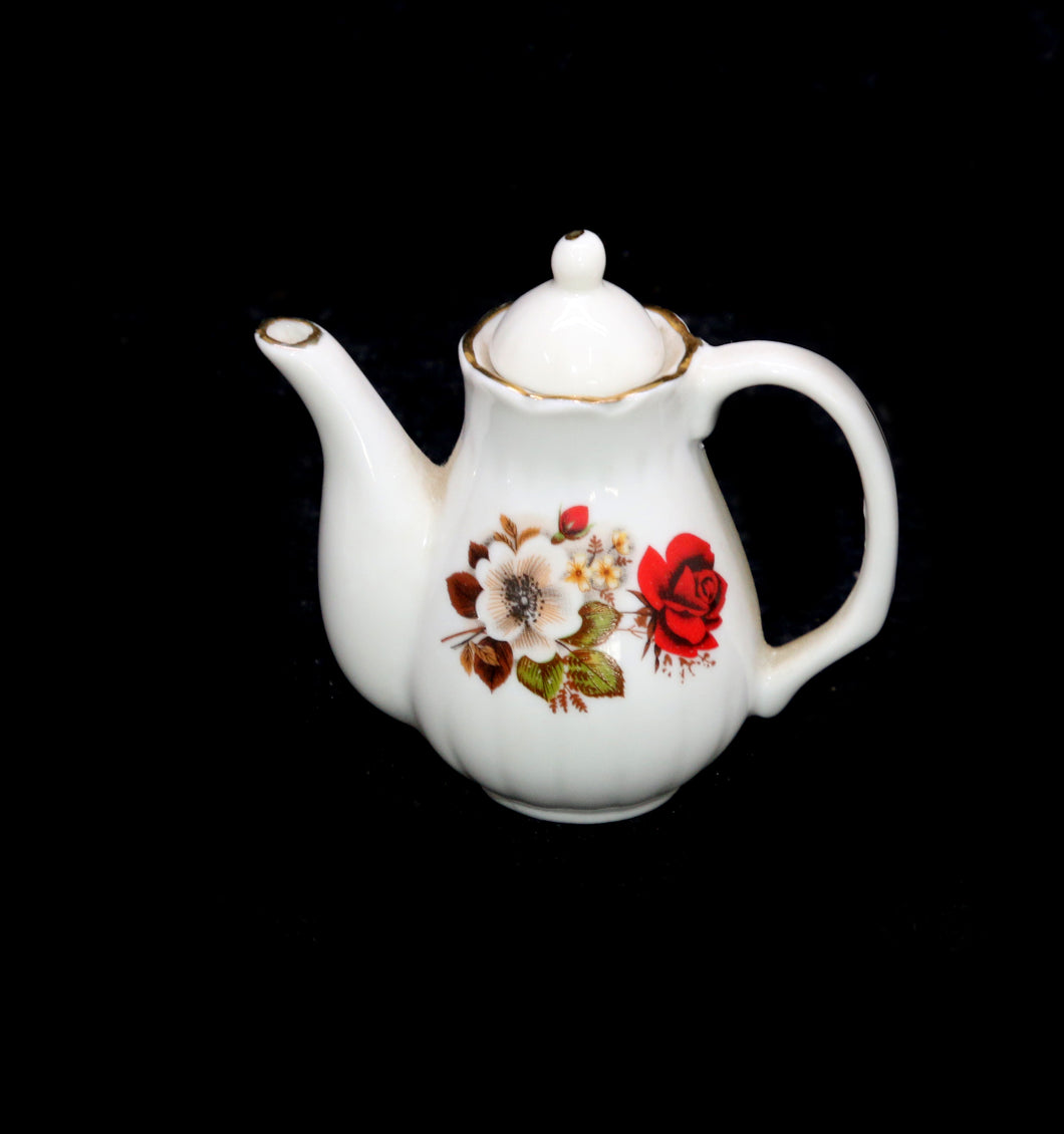 Vintage red and white roses sweet china floral miniature teapot