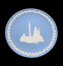 Load image into Gallery viewer, Vintage Wedgwood 1970 jasperware blue &amp; white Christmas plate Trafalgar Square
