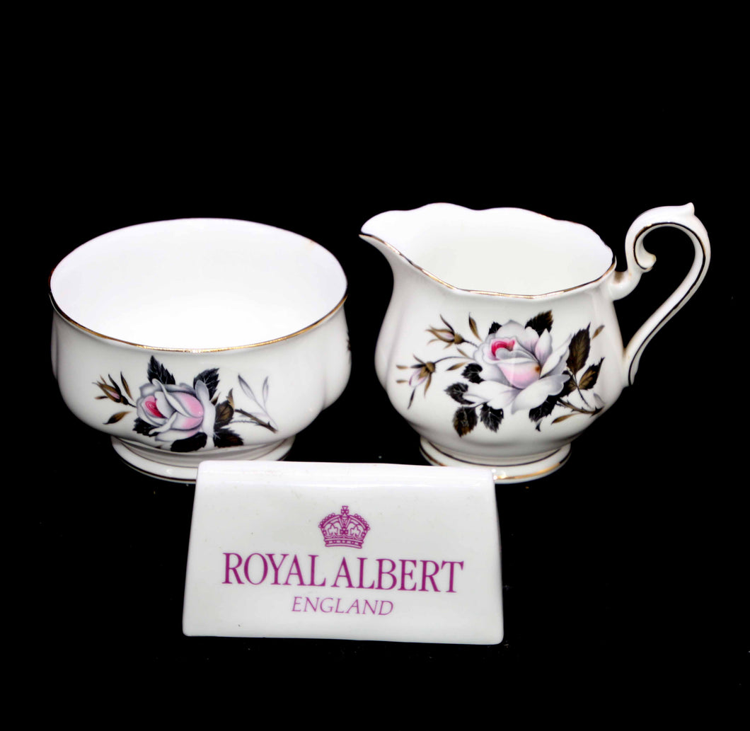Vintage ROYAL ALBERT England Queen's Messenger large cream jug and sugar bowl set