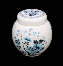 Load image into Gallery viewer, Vintage SADLER ENGLAND pretty blue &amp; pink large lidded ginger jar urn
