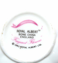 Load image into Gallery viewer, Vintage ROYAL ALBERT England FRAGRANT FLOWERS pretty perfume atomiser
