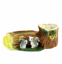 Load image into Gallery viewer, Vintage HORNSEA England cute grey squirrels on double log trough vase
