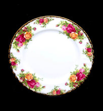 Load image into Gallery viewer, Vintage Royal Albert England Old Country Roses single entree salad plate
