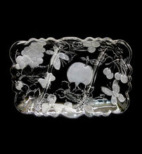Load image into Gallery viewer, Vintage CASA crystal clear glassware pretty divided serving platter in box
