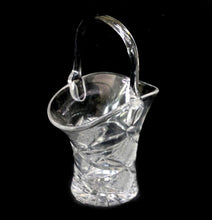 Load image into Gallery viewer, Vintage sparkly cut crystal basket vase
