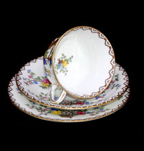 Load image into Gallery viewer, Vintage Aynsley Pagoda England bone china pretty teacup trio
