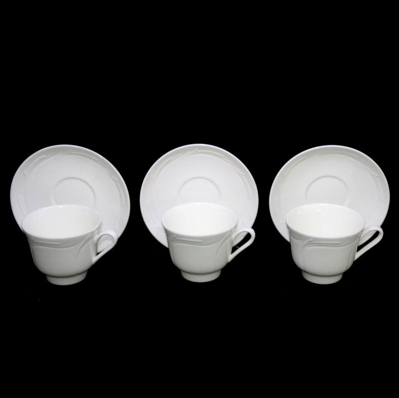 Vintage Wedgwood ENGLAND metallised bone china set of 3 teacup duos