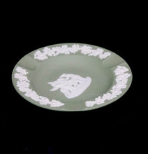 Load image into Gallery viewer, Vintage WEDGWOOD England  green jasper ware round ashtray
