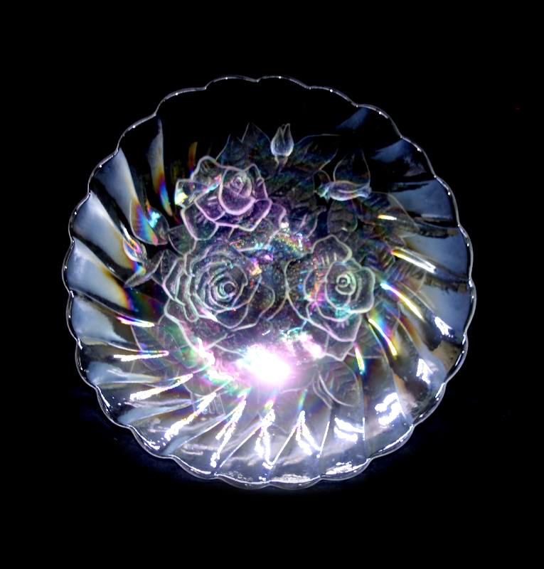 Vintage large & pretty iridescent rainbow roses clear glass fruit bowl