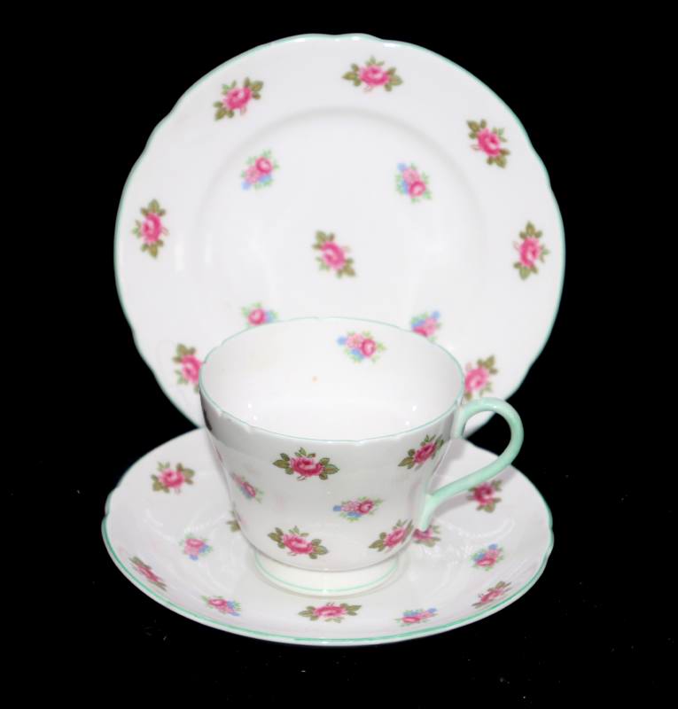 Vintage SHELLEY England ROSEBUD pink roses mint trim pretty teacup trio set