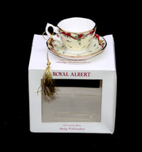 Load image into Gallery viewer, ROYAL ALBERT Old Country Roses Ruby Anniversary Gold Damask teacup ornament
