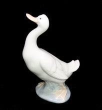 Load image into Gallery viewer, Vintage NAO (LLADRO) Spain porcelain white tall goose or duck figurine
