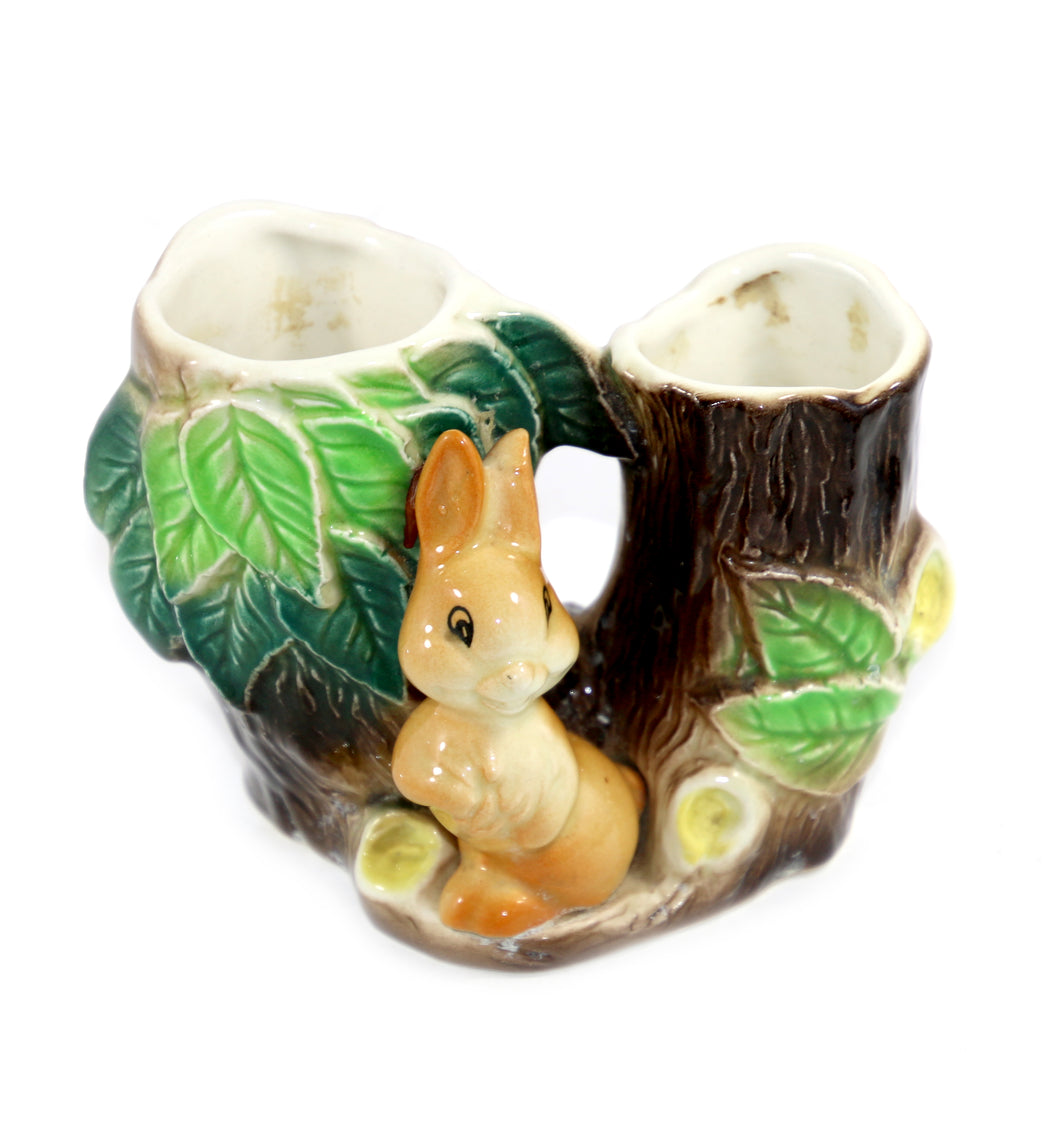 Vintage HORNSEA England Fauna rabbit bunny with tree 25 pottery vase
