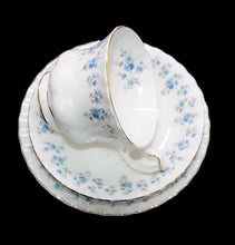 Load image into Gallery viewer, Vintage ROYAL ALBERT England Memory Lane set of 4 pretty teacup trios
