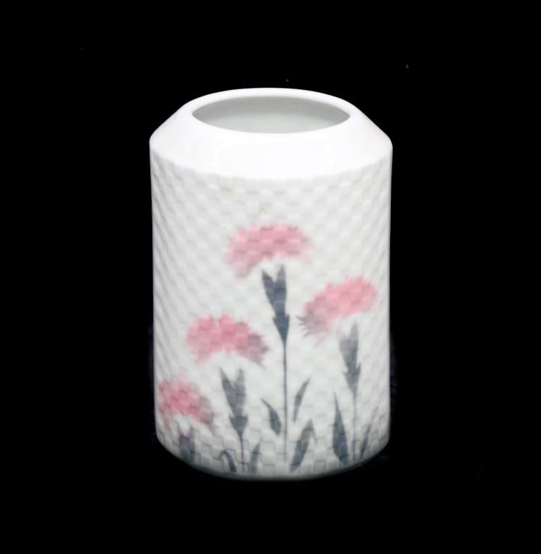 Vintage HIGHBANK porcelain SCOTLAND pink & grey pretty thistle vase