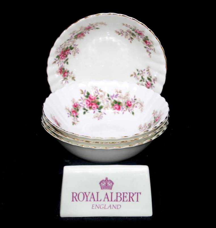 Vintage Royal Albert England set of 4 Lavender Rose cereal bowls