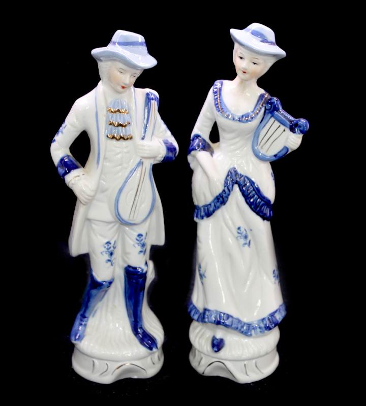 Vintage tall blue & white china elegant period dress musician figurines