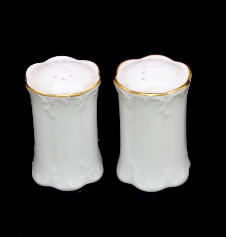 Vintage pretty white ornate & gilded salt & pepper pots with S & P holes