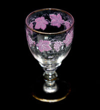 Load image into Gallery viewer, Vintage 1950s 1960s set of 4 pretty harlequin retro port or liqueur glasses
