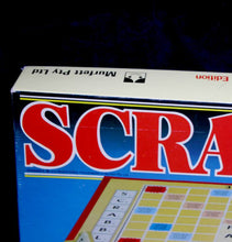Load image into Gallery viewer, Vintage MURFETT 1979 SCRABBLE set complete with SCRABBLE scoring set
