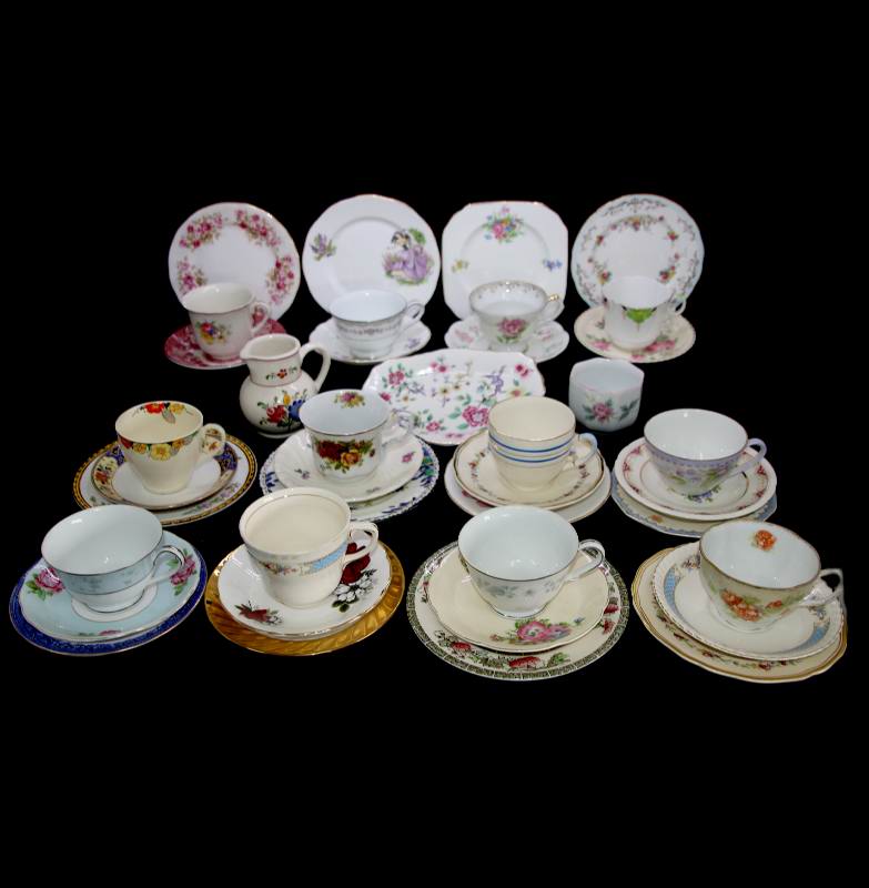 VINTAGE 39pc MIXED 12 person MAD HATTER'S TEA PARTY teacup trio set!