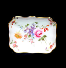 Load image into Gallery viewer, Vintage Royal Crown Derby Posies pretty rectangle trinket dish
