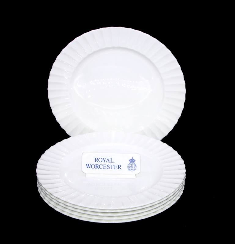 Vintage Royal Worcester England white set of 6 large dinner plates