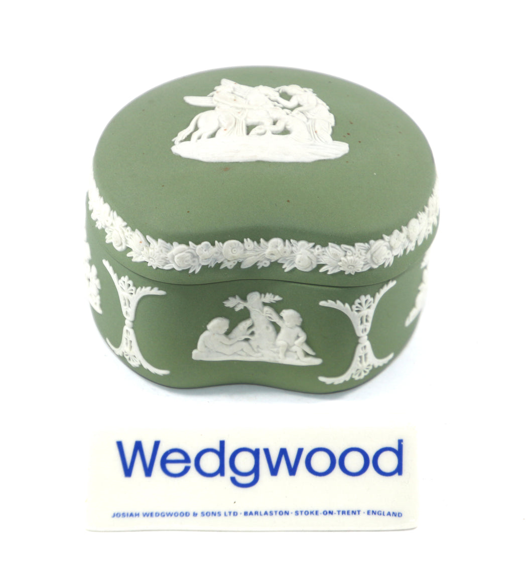 Vintage Wedgwood England green jasper ware lidded trinket pot with Pegasus