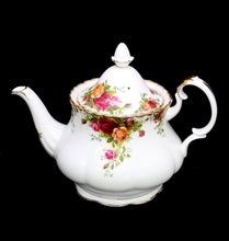 Load image into Gallery viewer, Vintage Royal Albert England Old Country Roses large 6-8 cup 2pt teapot

